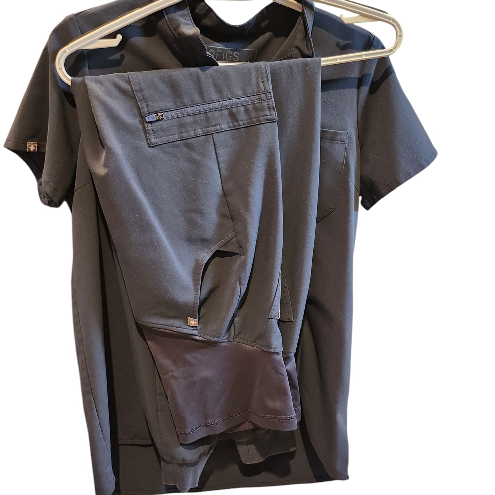 Figs Maternity Scrubs -kitale Top And Zamora Jogger Over Belly Band Xs Blue Grey